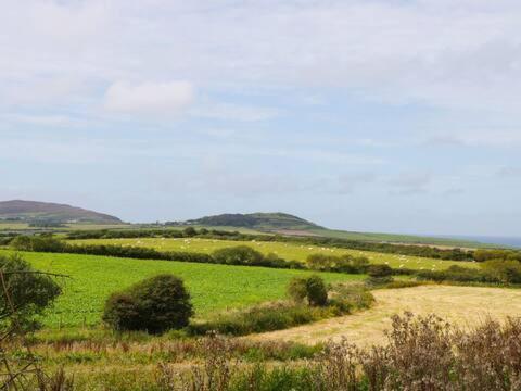 Ty Rhos, Farm Stay, Sleeps 4, Rhoshirwaun 2 Miles From Aberdaron Ngoại thất bức ảnh
